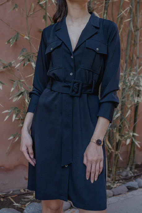 Blouse SAFARI élégante avec manches longues et boucle de ceinture, vêtement chic pour femme, ANAE MOROCCO