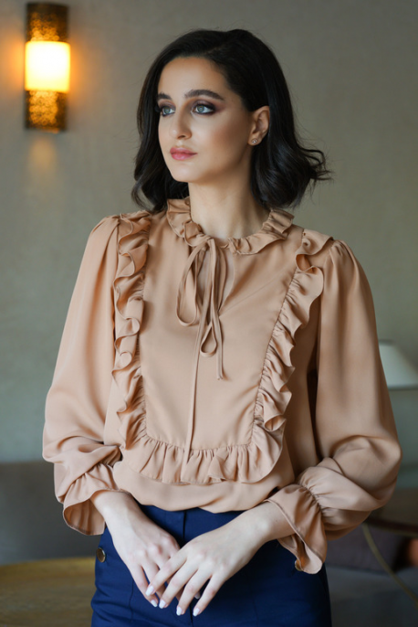 Chemise marron tendance pour femmes.