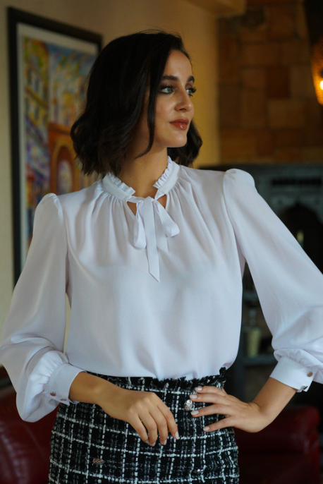 blanche blouse