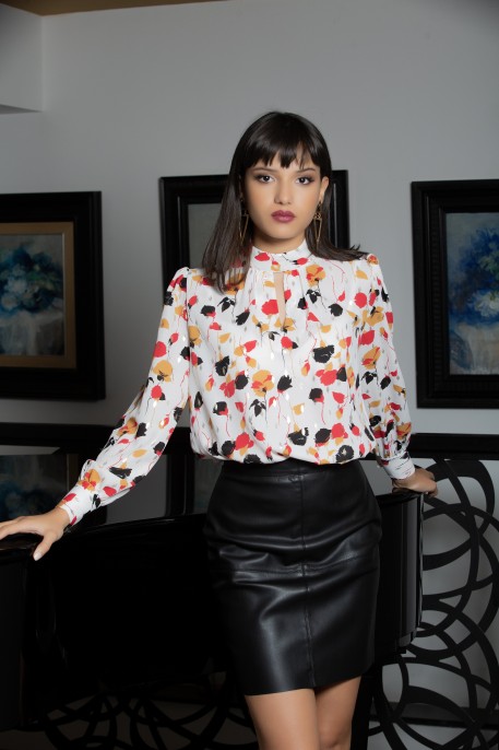 TOP LAYAL