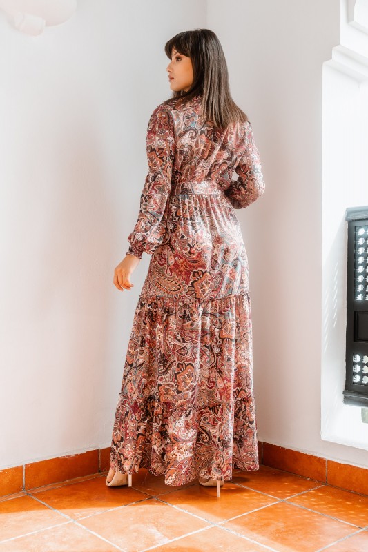 Robe imprimée, pour un style captivant et audacieux.
