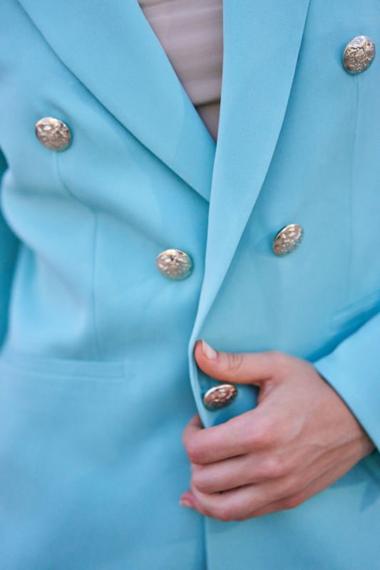 Détails de la Veste Sharon en couleur turquoise - Aguamarina ANAE MOROCCO