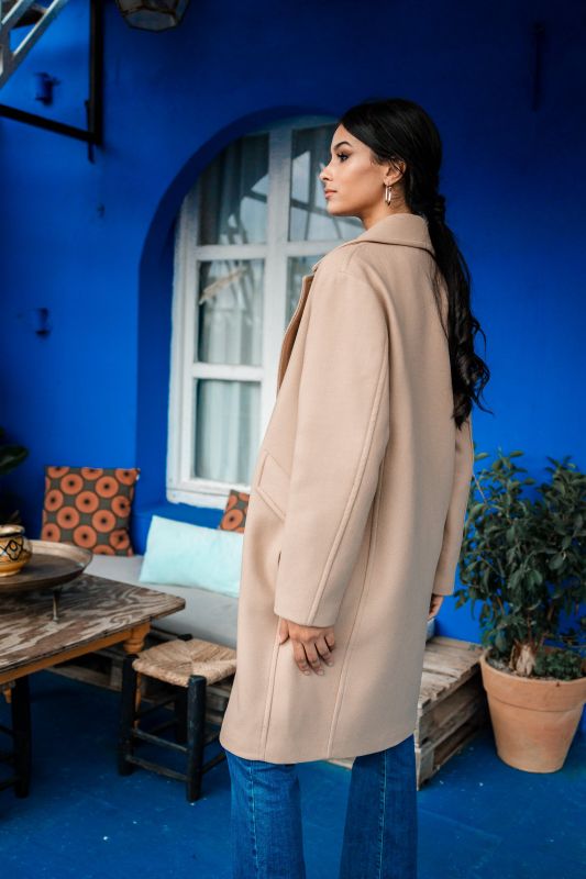 MANTEAU VIENNE de la collection tweed en beige, design élégant pour femmes.