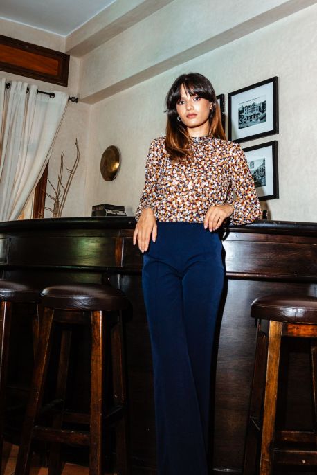 BLOUSE BRUCE imprimée de la collection Fall 23, parfaite pour un style automnal élégant et créatif.
