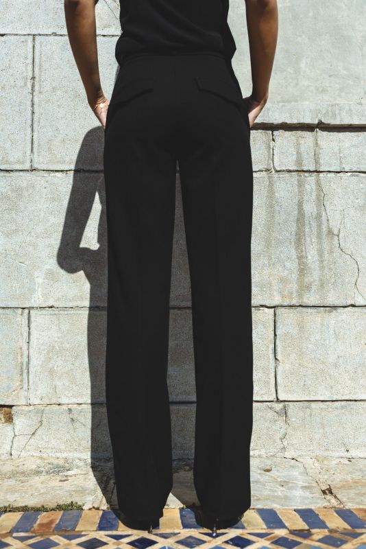Pantalon élégant noir pour femme, Checks Collection, idéal pour un style chic, ANAE MOROCCO