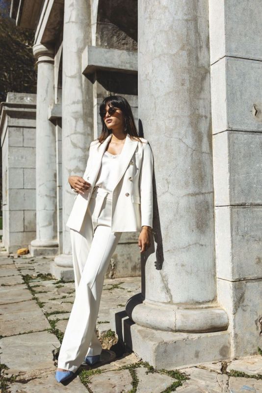 VESTE ERWIN double boutonnage de la collection Checks, en blanc, idéale pour une tenue élégante et professionnelle.