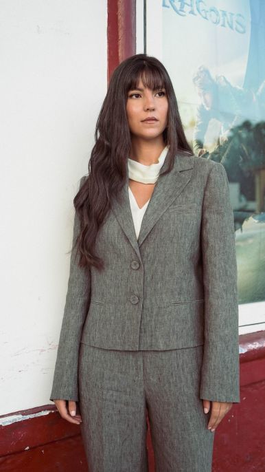 VESTE LINAE